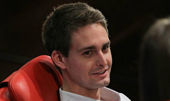 埃文·斯皮格爾現在價值21億美元了